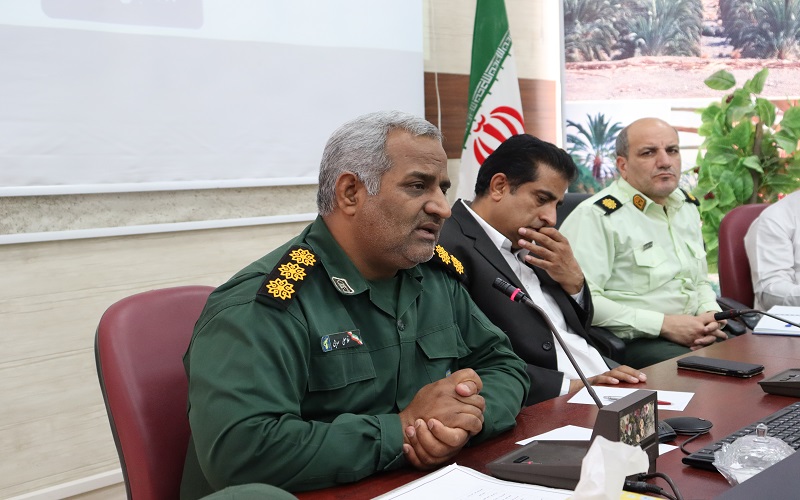 برگزاری جلسه شورای اداری سیب و سوران به مناسبت هفته بسیج