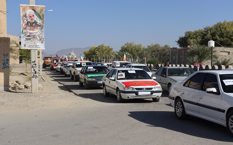 برگزاری رژه خودرویی بسیجیان در سیب و سوران
