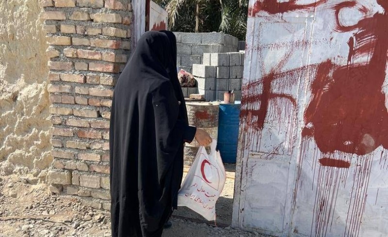 توزیع بیش از ۱۹۰ بسته غذایی در سیب و سوران