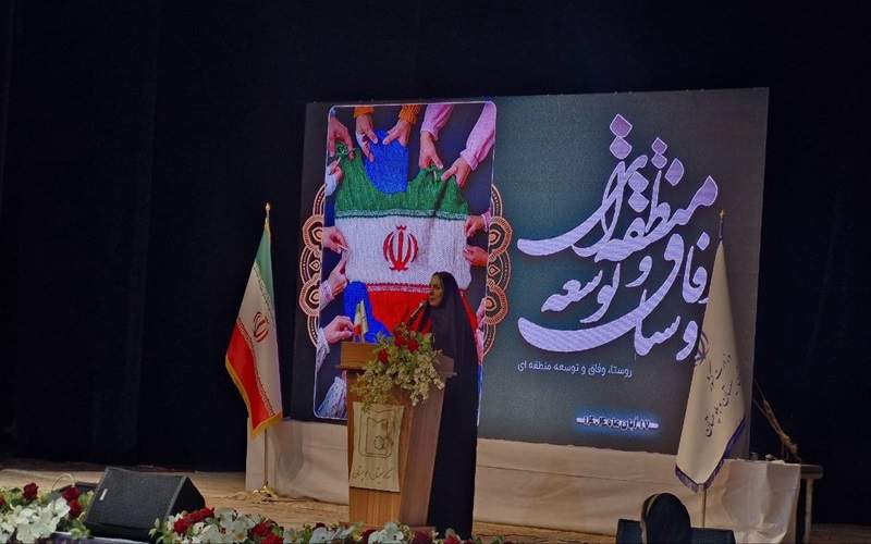 مطالبه‌گری در کنار قدردانی از دولت ضروری است.