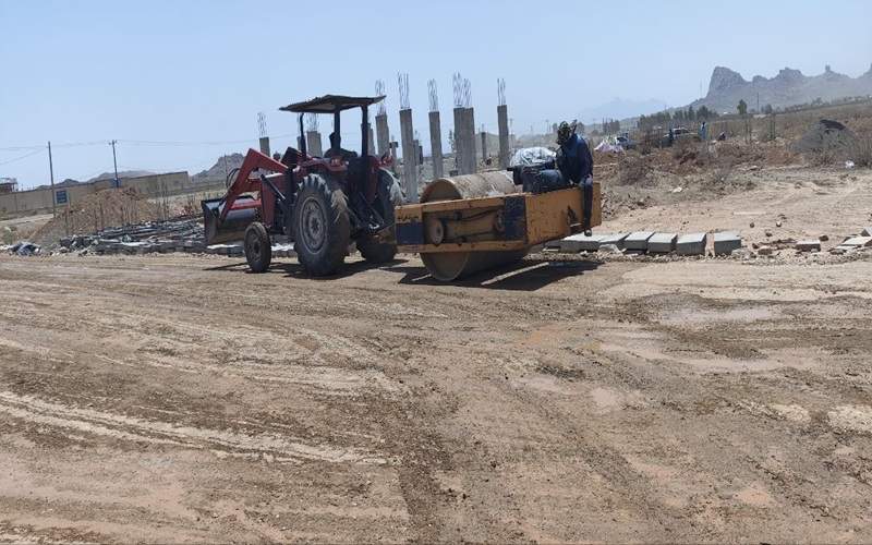 آمادهسازی سایت ۱۰۷ هکتاری طرح نهضت مسکن سیب و سوران آمادهسازی سایت ۱۰۷ هکتاری طرح نهضت مسکن سیب و سوران