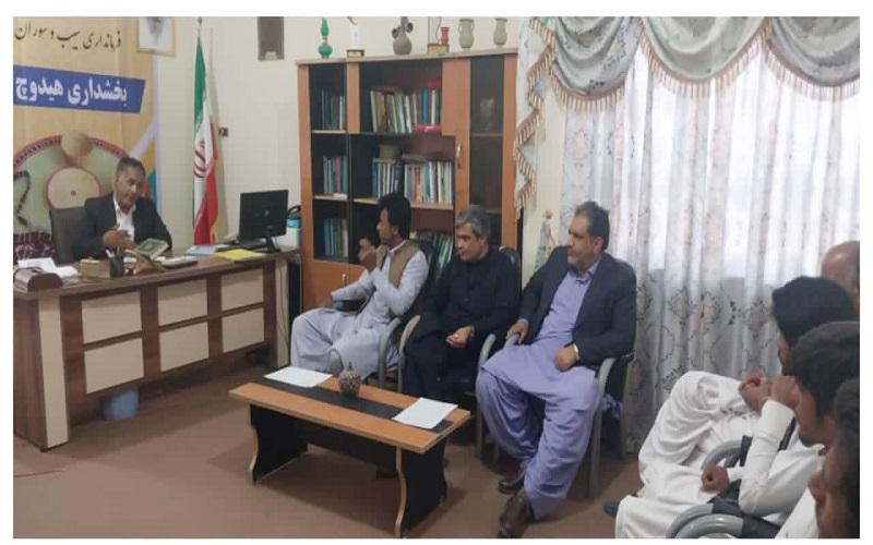 پیگیری میدانی مشکلات کشاورزان و احیای منابع سنتی آب