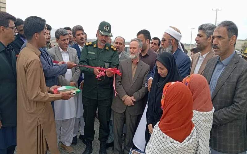 افتتاح مجتمع آموزشی محترم‌آباد فنوج در دهه فجر